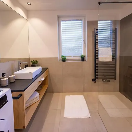 Fesh Living شقة كابرون