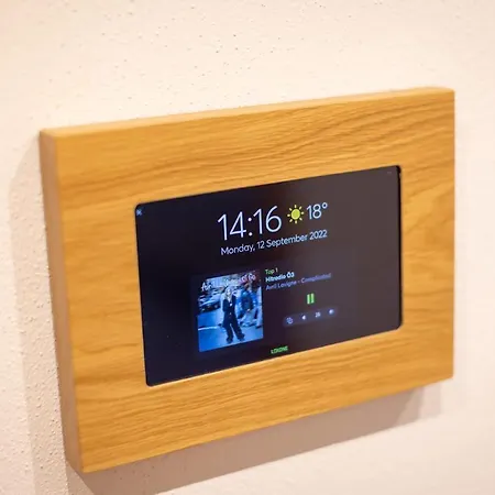 Fesh Living شقة *