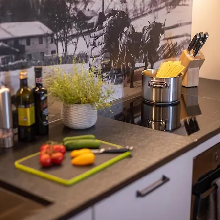 Fesh Living - Premium