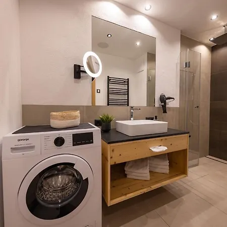 Fesh Living - Premium Apartman