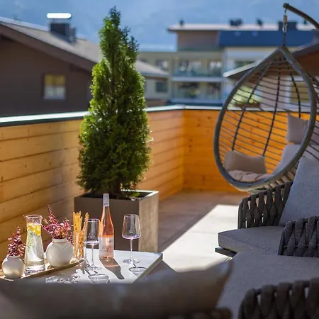Fesh Living - Premium