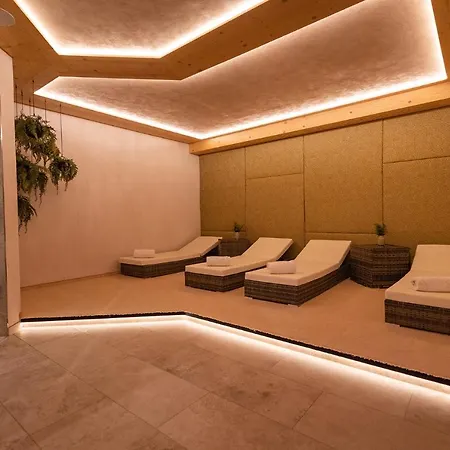 Fesh Living * كابرون