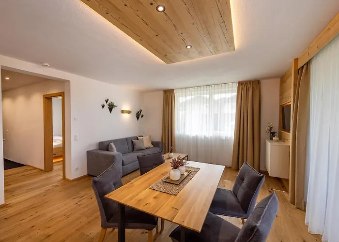 Fesh Living - Premium