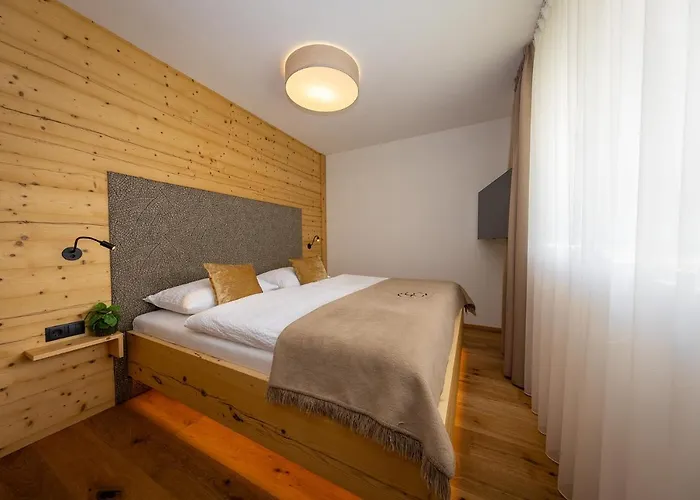 Апартаменты Fesh Living - Premium Капрун