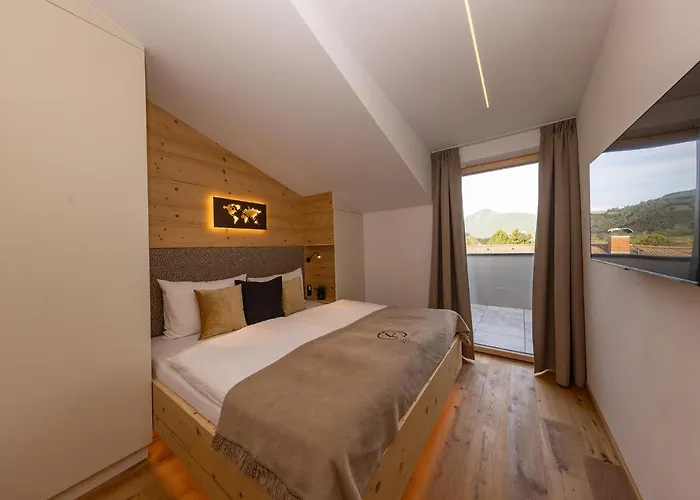 Fesh Living - Premium