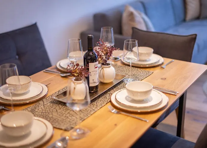 Fesh Living - Premium كابرون