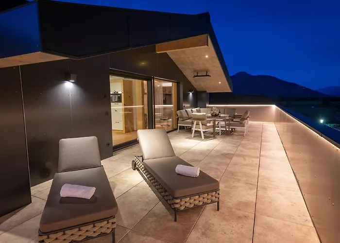 Апартаменты Fesh Living - Premium Капрун